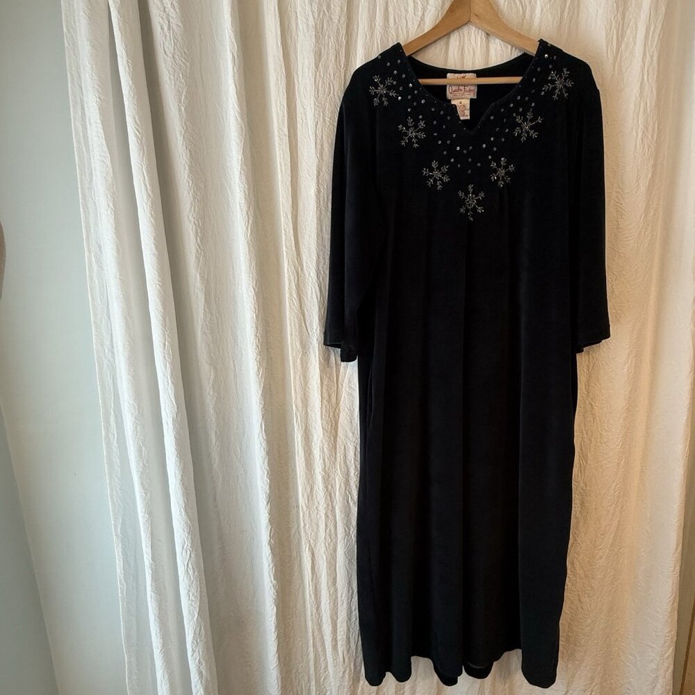 Quacker Factory Velour Long Sleeve Maxi Dress 1X Sequin Snowflakes Black Pockets